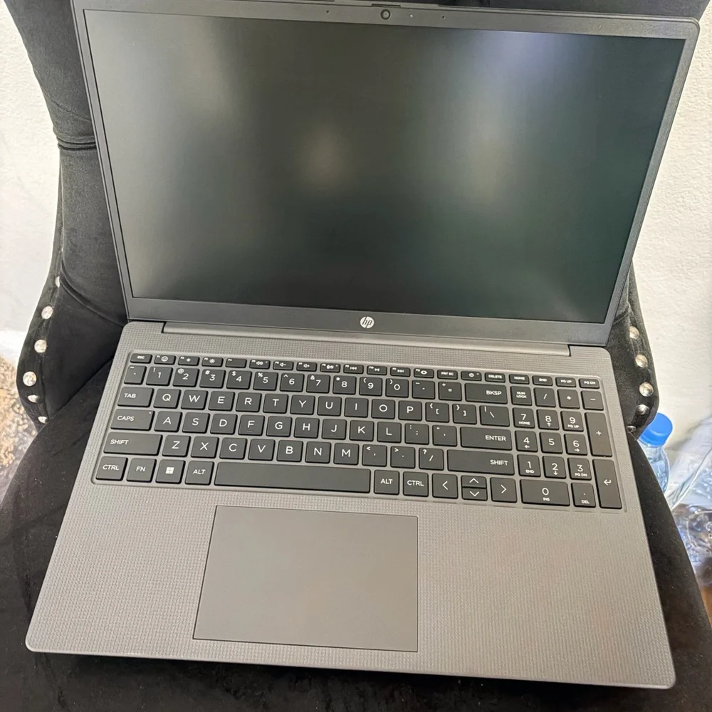 HP 225 G10 Laptop
